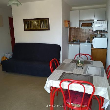 St Pierre La Mer,Appartement T2 En Residence Calme Fleury  Bagian luar foto
